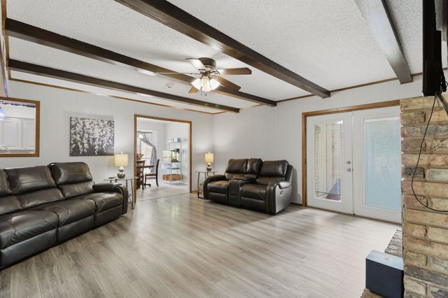 110 E Larkspur, White Oak, TX 75693