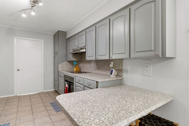 110 E Larkspur, White Oak, TX 75693