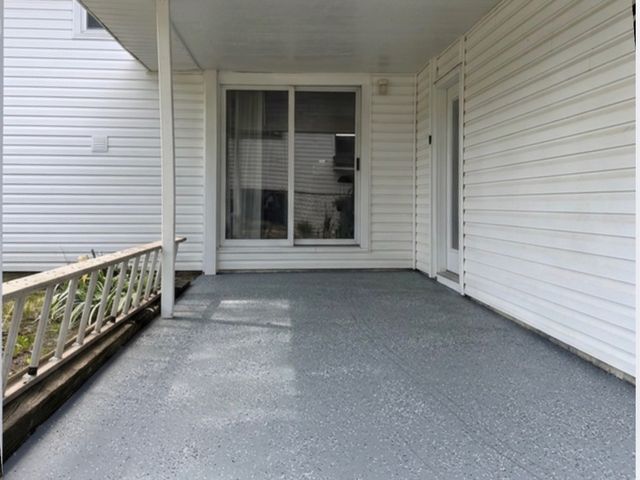 219 E 168th Place E, South Holland, IL 60473