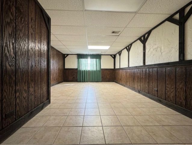 219 E 168th Place E, South Holland, IL 60473