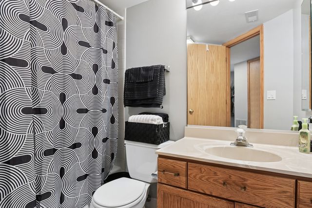 1480 Jefferson Street 305, Des Plaines, IL 60016