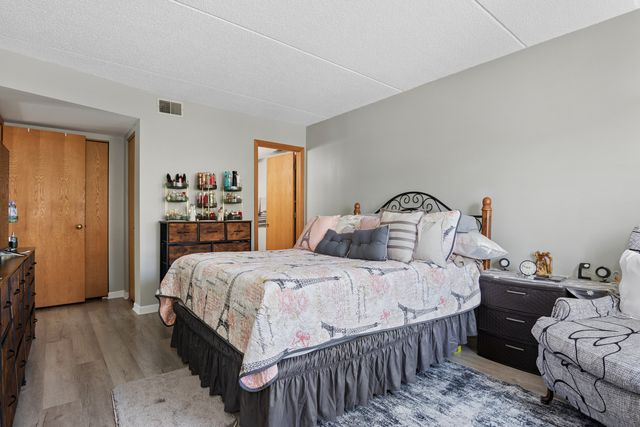 1480 Jefferson Street 305, Des Plaines, IL 60016