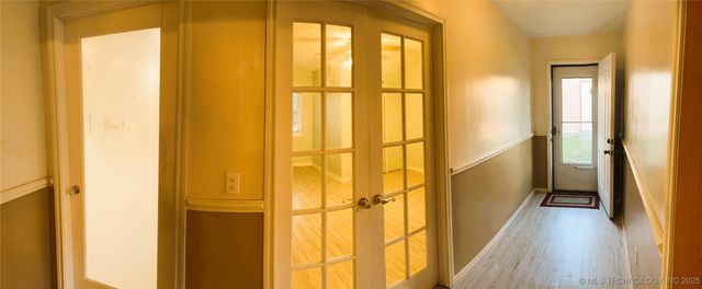 1230 SE 2nd, Pryor, OK 74361