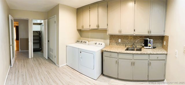 1230 SE 2nd, Pryor, OK 74361