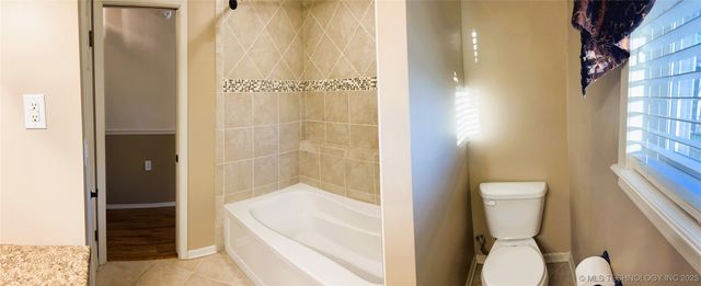 1230 SE 2nd, Pryor, OK 74361