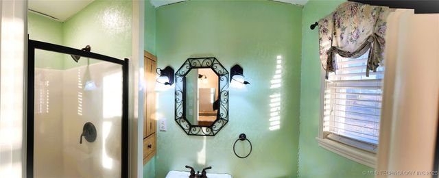 1230 SE 2nd, Pryor, OK 74361