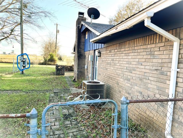 1230 SE 2nd, Pryor, OK 74361