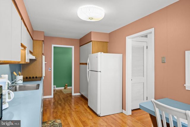 223 DICKENS CT, Cherry Hill, NJ 08034