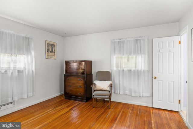 223 DICKENS CT, Cherry Hill, NJ 08034