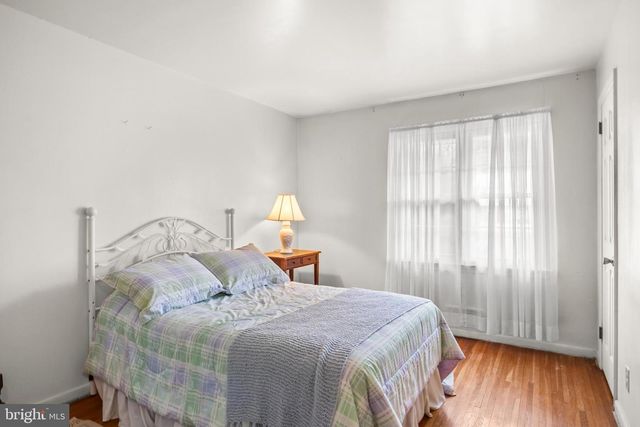 223 DICKENS CT, Cherry Hill, NJ 08034