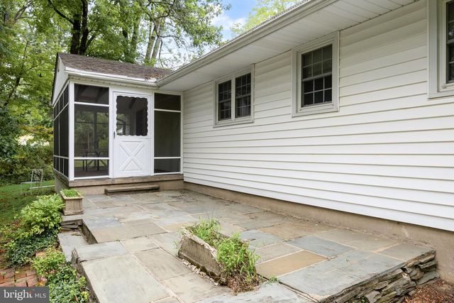 223 DICKENS CT, Cherry Hill, NJ 08034
