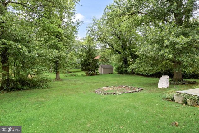 223 DICKENS CT, Cherry Hill, NJ 08034