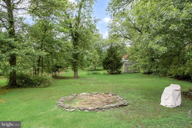223 DICKENS CT, Cherry Hill, NJ 08034