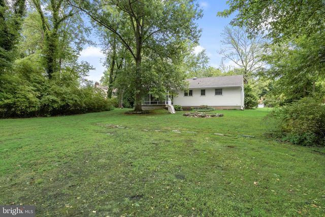 223 DICKENS CT, Cherry Hill, NJ 08034