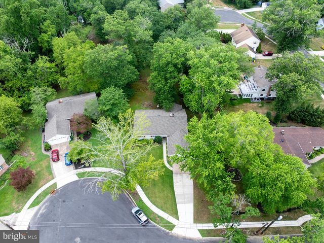 223 DICKENS CT, Cherry Hill, NJ 08034