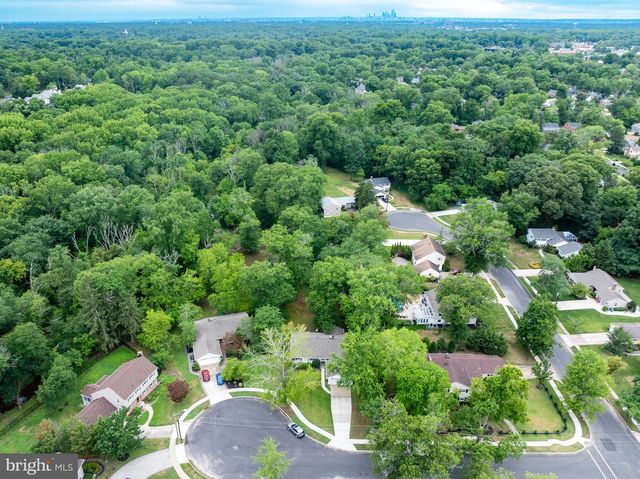 223 DICKENS CT, Cherry Hill, NJ 08034