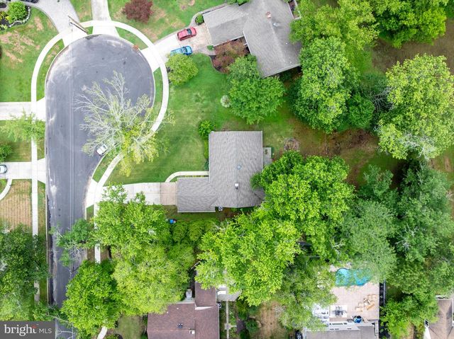 223 DICKENS CT, Cherry Hill, NJ 08034
