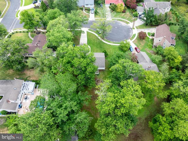 223 DICKENS CT, Cherry Hill, NJ 08034