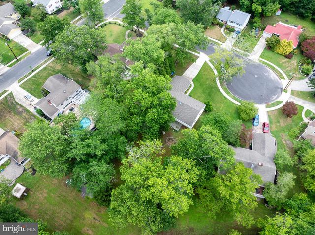223 DICKENS CT, Cherry Hill, NJ 08034