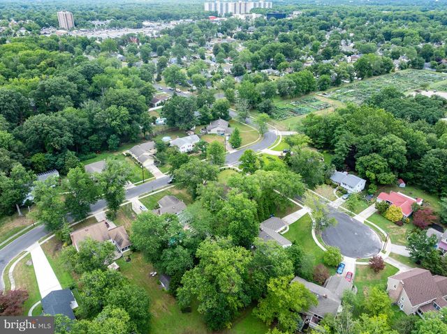 223 DICKENS CT, Cherry Hill, NJ 08034