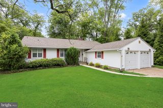 223 DICKENS CT, Cherry Hill, NJ 08034