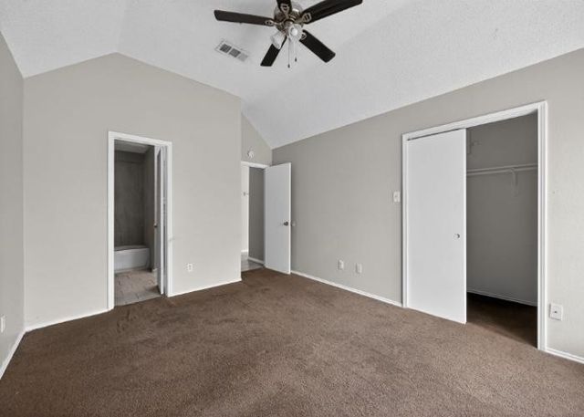 6611 Olivewood Drive, Arlington, TX 76001