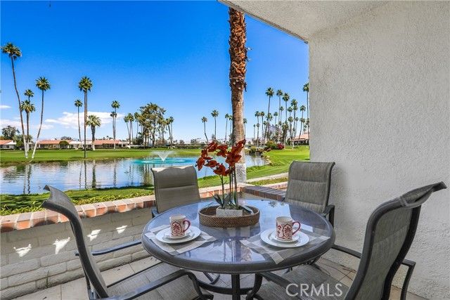 74 Avenida Las Palmas, Rancho Mirage, CA 92270