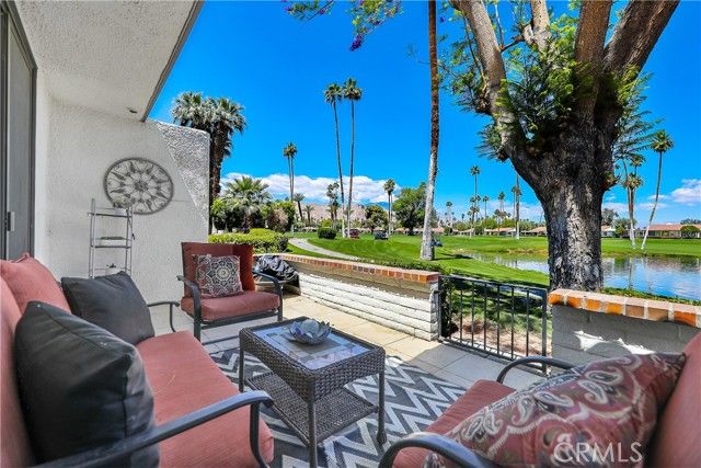 74 Avenida Las Palmas, Rancho Mirage, CA 92270
