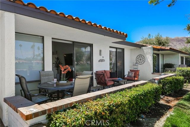74 Avenida Las Palmas, Rancho Mirage, CA 92270