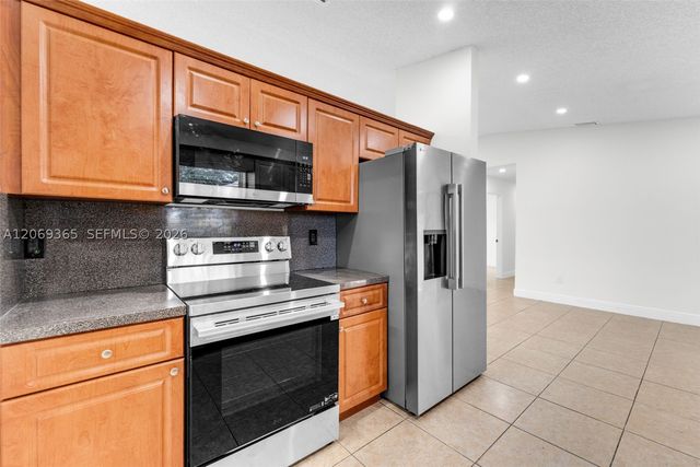13830 SW 282nd St, Homestead, FL 33033