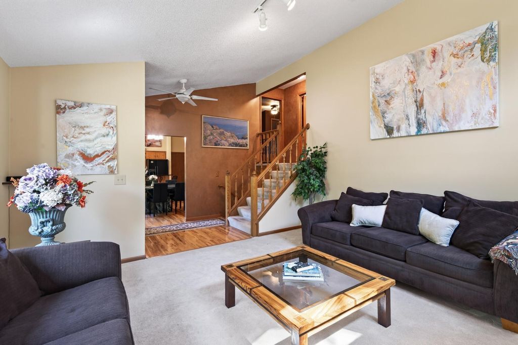 8746 Highwood Way, Apple Valley, MN 55124 — photo 5