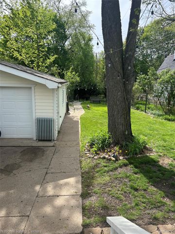 116 S Rogers Street, Northville, MI 48167