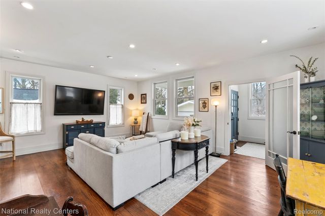 116 S Rogers Street, Northville, MI 48167