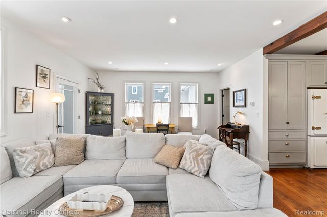 116 S Rogers Street, Northville, MI 48167