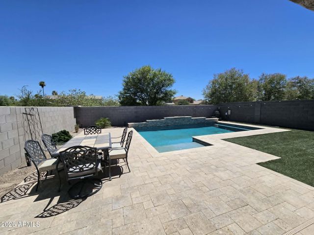 7121 W SOLANO Drive N, Glendale, AZ 85303