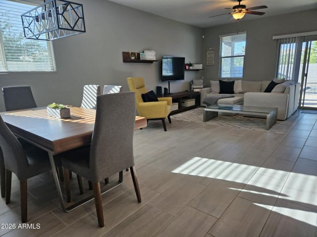 7121 W SOLANO Drive N, Glendale, AZ 85303