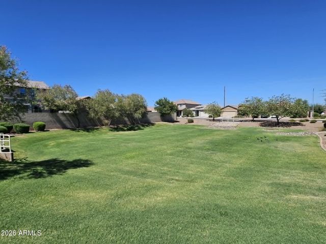 7121 W SOLANO Drive N, Glendale, AZ 85303