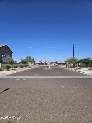 7121 W SOLANO Drive N, Glendale, AZ 85303