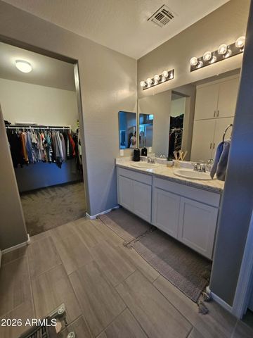 7121 W SOLANO Drive N, Glendale, AZ 85303