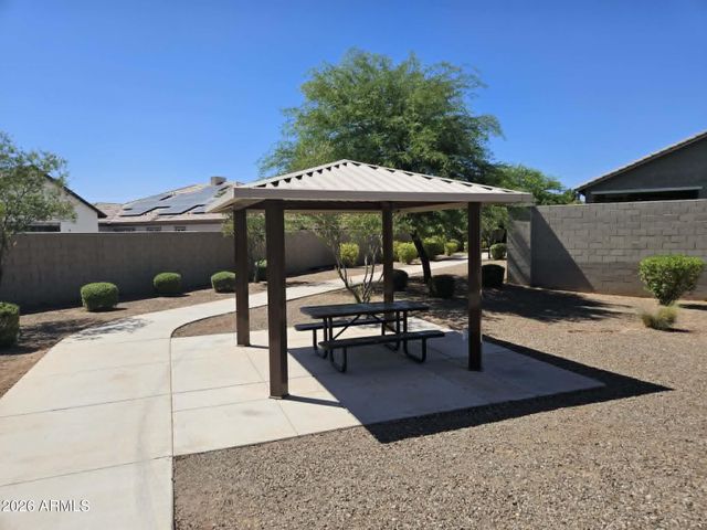 7121 W SOLANO Drive N, Glendale, AZ 85303