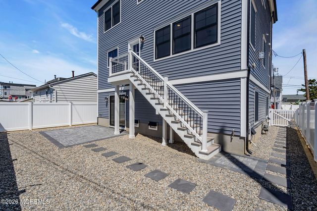 109 Eisenhower Avenue, Ortley Beach, NJ 08751