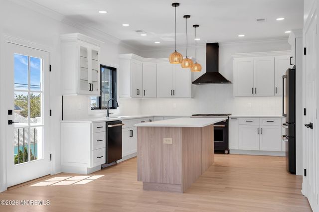 109 Eisenhower Avenue, Ortley Beach, NJ 08751