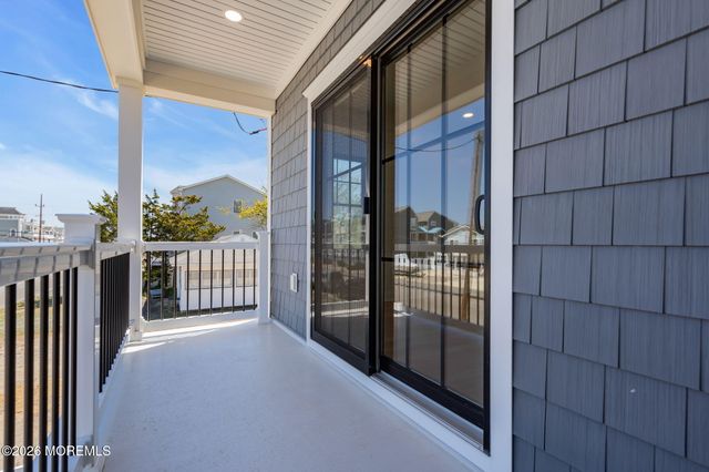 109 Eisenhower Avenue, Ortley Beach, NJ 08751