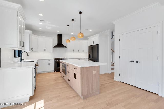 109 Eisenhower Avenue, Ortley Beach, NJ 08751