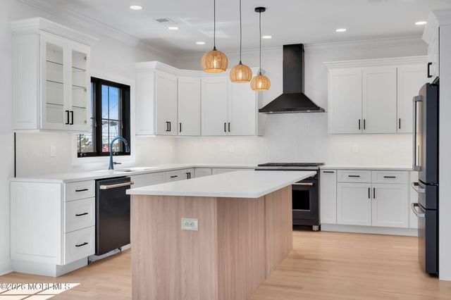 109 Eisenhower Avenue, Ortley Beach, NJ 08751