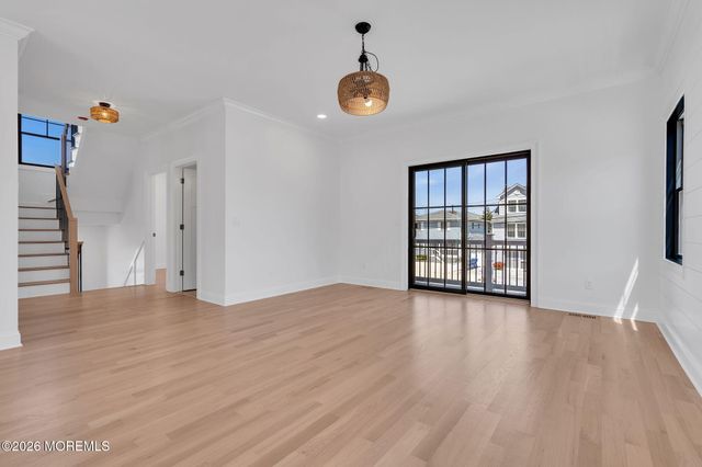 109 Eisenhower Avenue, Ortley Beach, NJ 08751