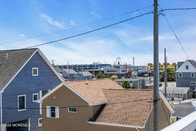 109 Eisenhower Avenue, Ortley Beach, NJ 08751