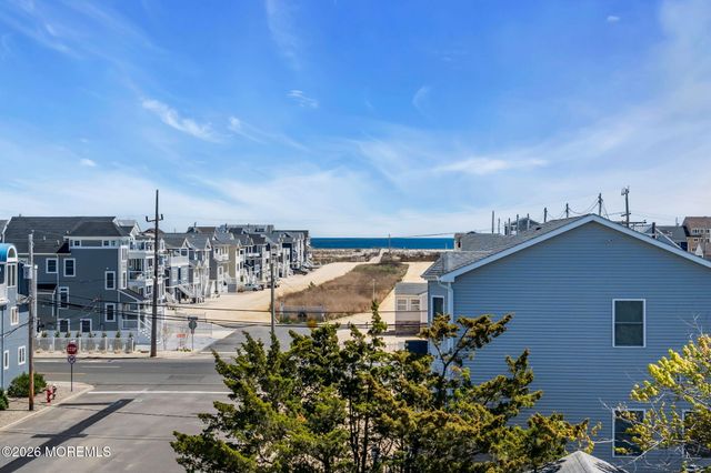 109 Eisenhower Avenue, Ortley Beach, NJ 08751