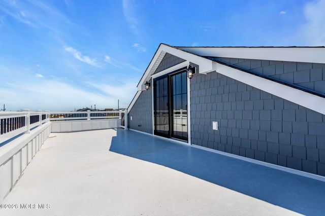 109 Eisenhower Avenue, Ortley Beach, NJ 08751