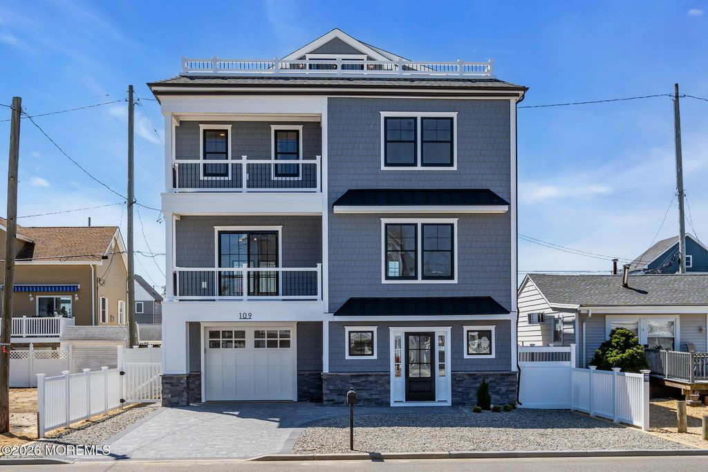 109 Eisenhower Avenue, Ortley Beach, NJ 08751